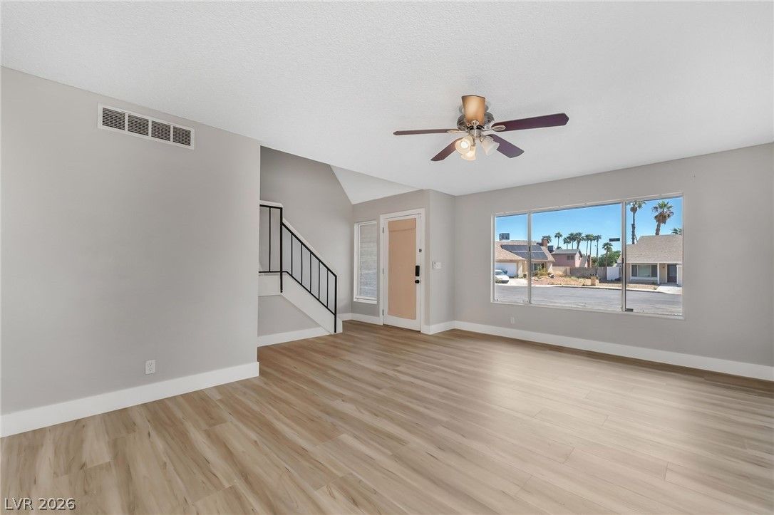 4733 Castle Rock Court — photo 5