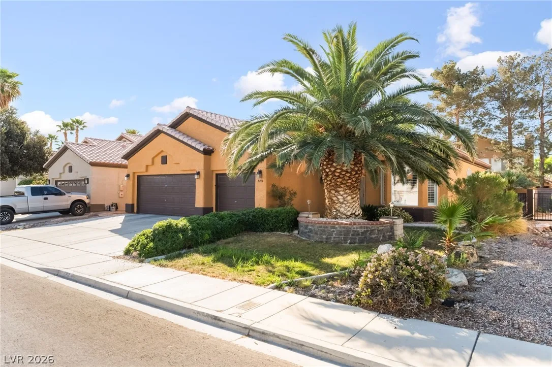 5213 Red Glory Drive — photo 3