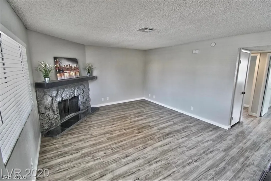 7937 Diamond Rock Way 202 — photo 2