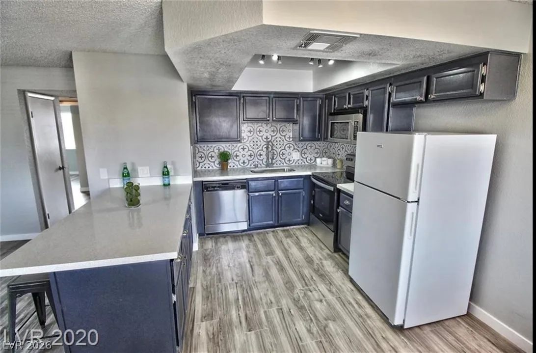 7937 Diamond Rock Way 202 — photo 4