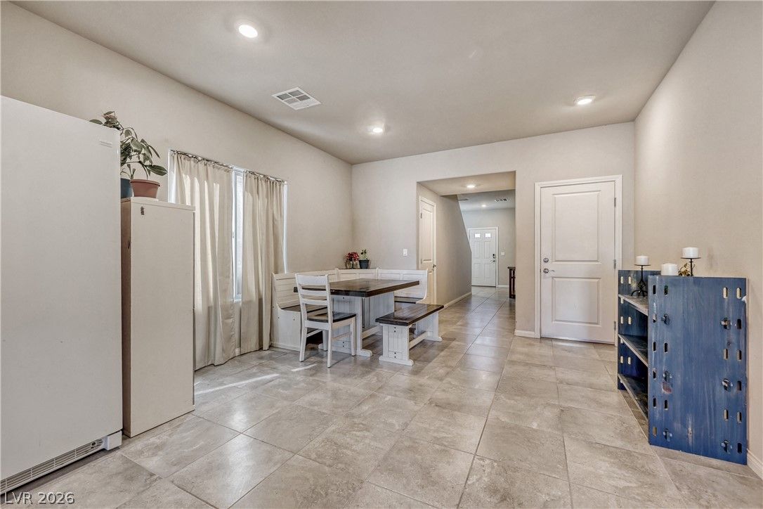 7908 Stone Forest Street — photo 4