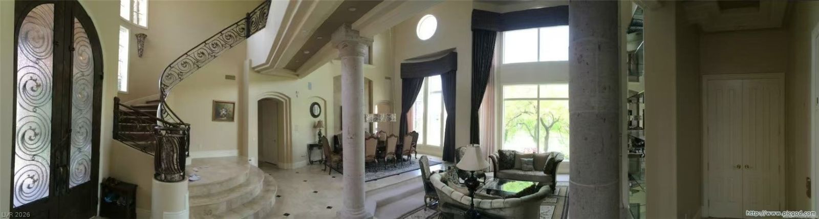 8741 Newport Isle Court — photo 2