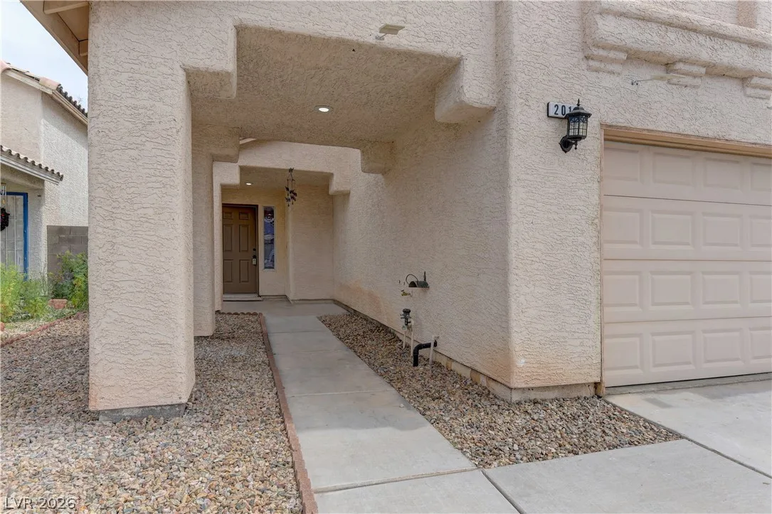 2018 Shannon Christine Drive — photo 3