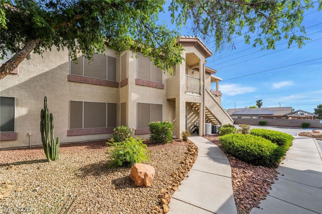 5710 East Tropicana Avenue 1036 — photo 4 of 25