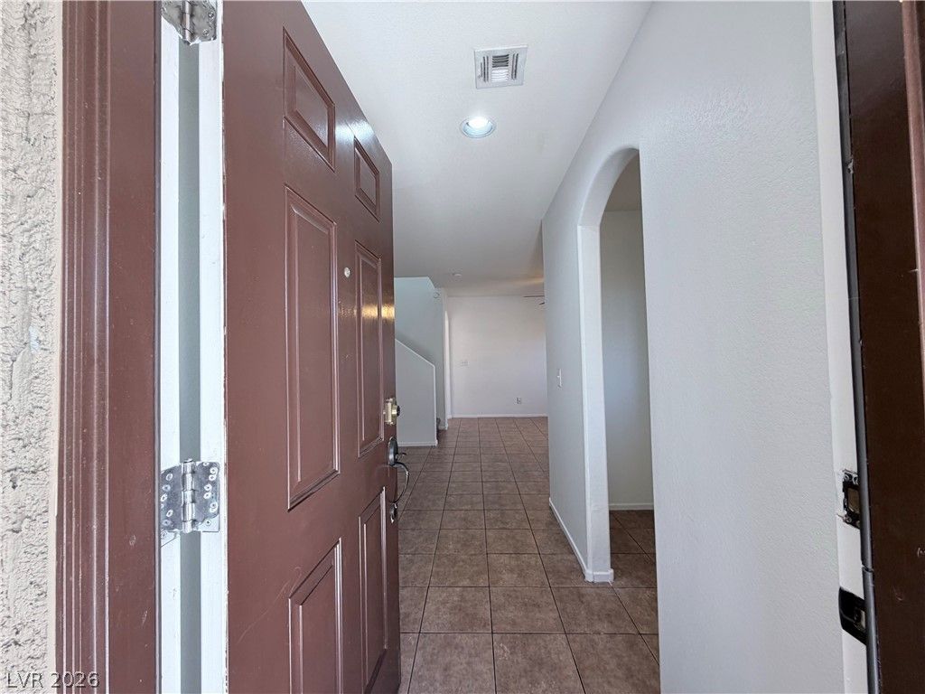 9005 Progressive Court — photo 2 of 14