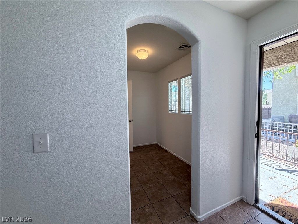 9005 Progressive Court — photo 3 of 14