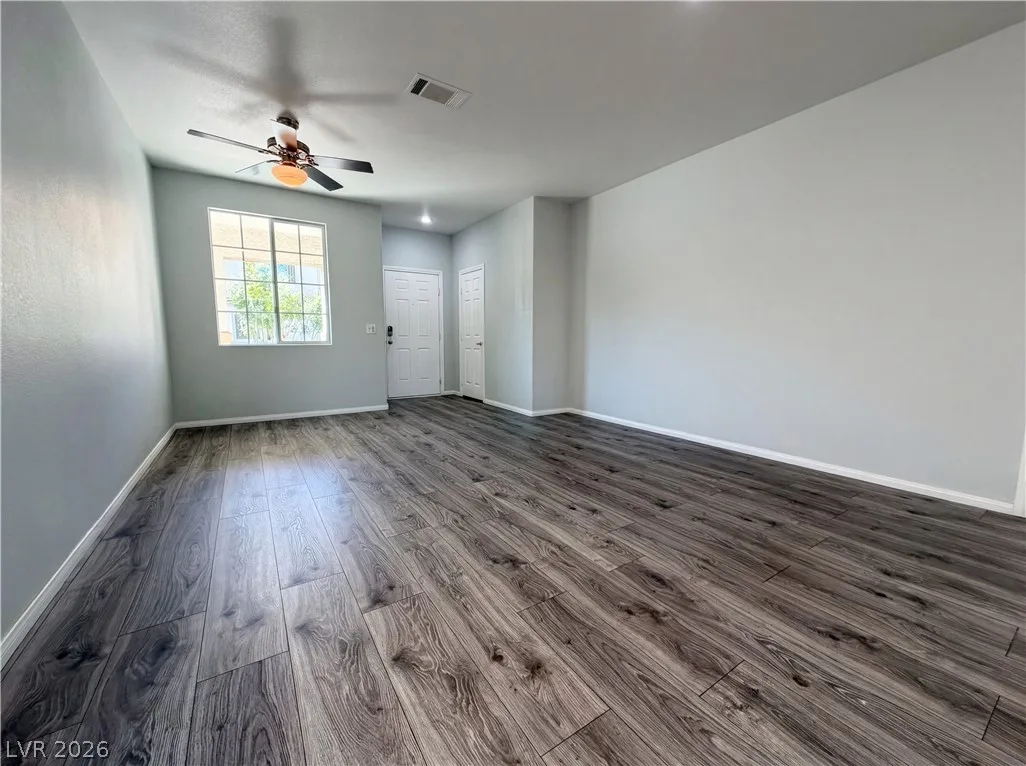 1310 Horizon Village Avenue — photo 3