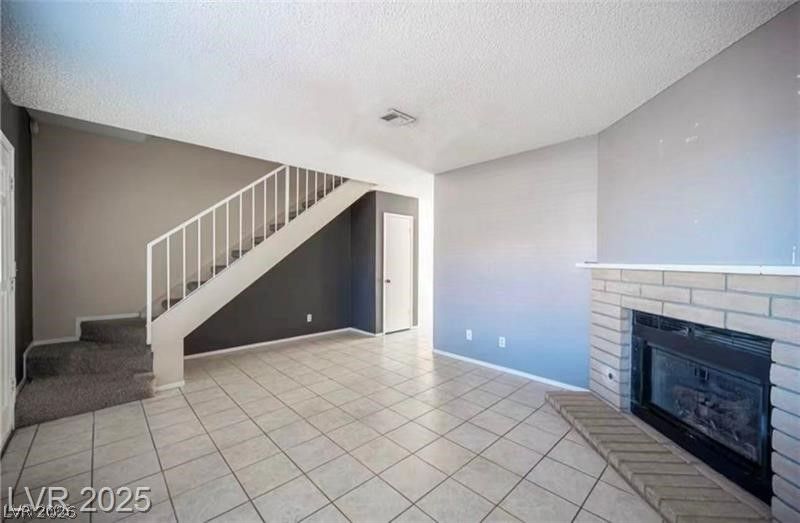 5241 Janfred Court 18 — photo 3