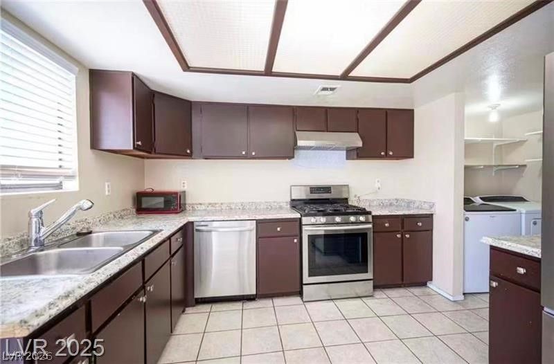 5241 Janfred Court 18 — photo 4