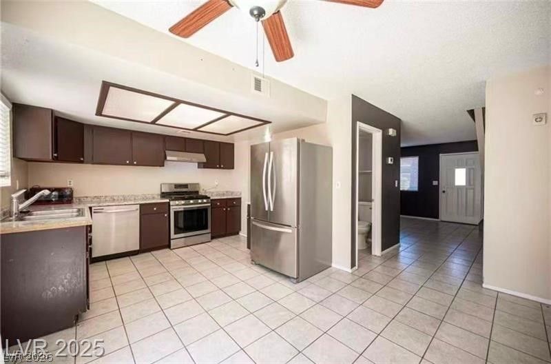 5241 Janfred Court 18 — photo 5