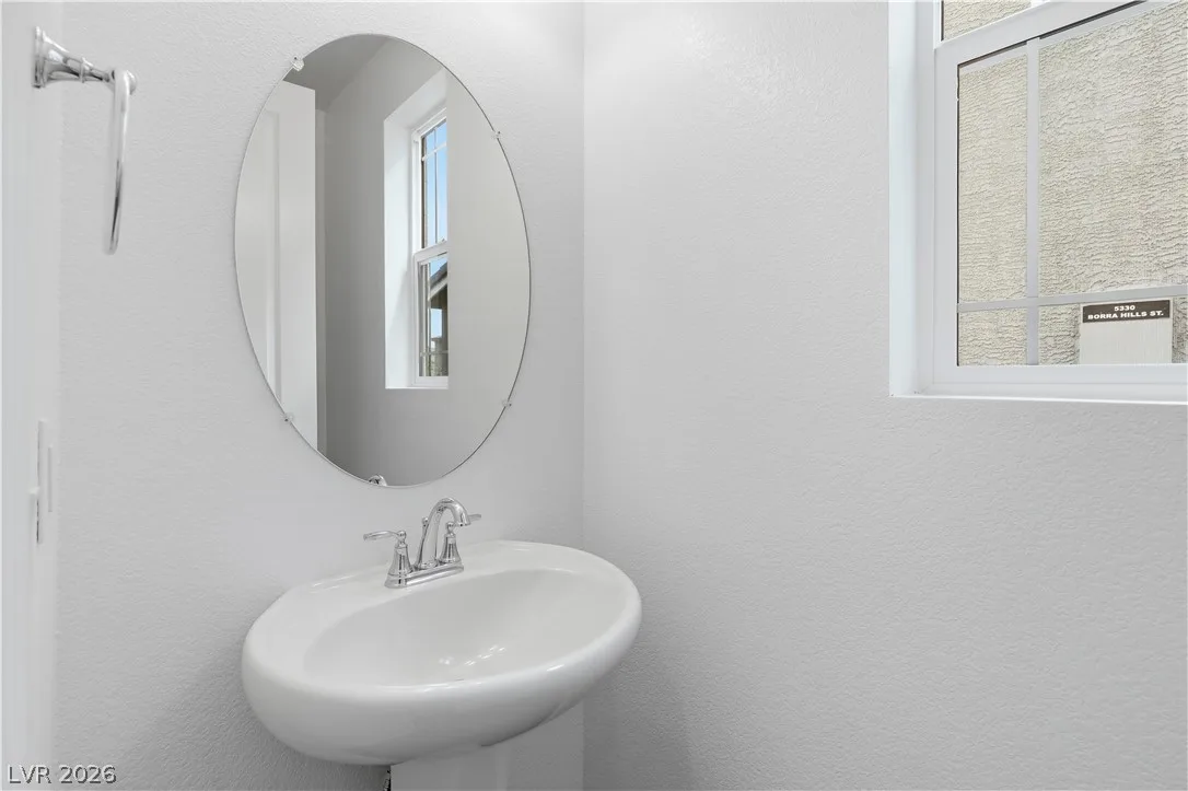 5326 Borra Hills Street — photo 4