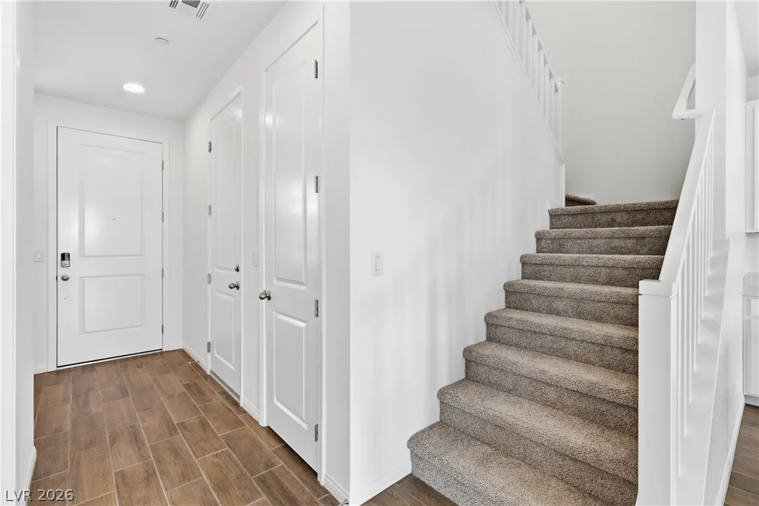 5326 Borra Hills Street — photo 5