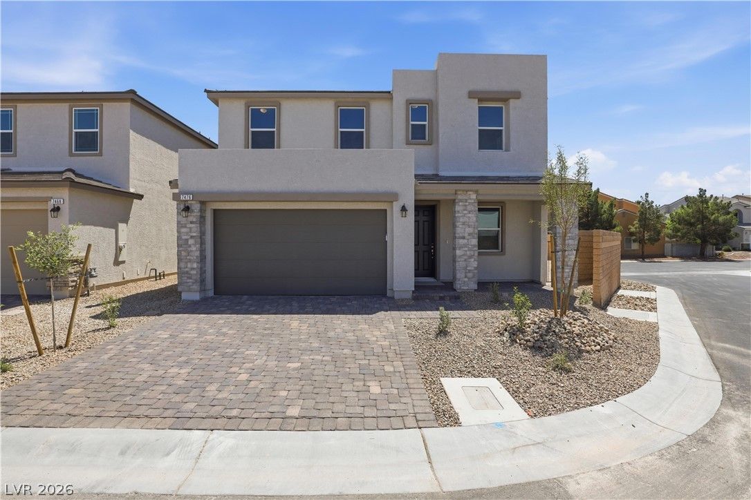 7476 Proctor Street — photo 1