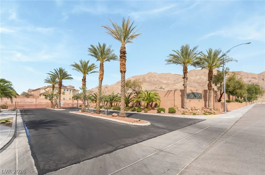 Photo 35