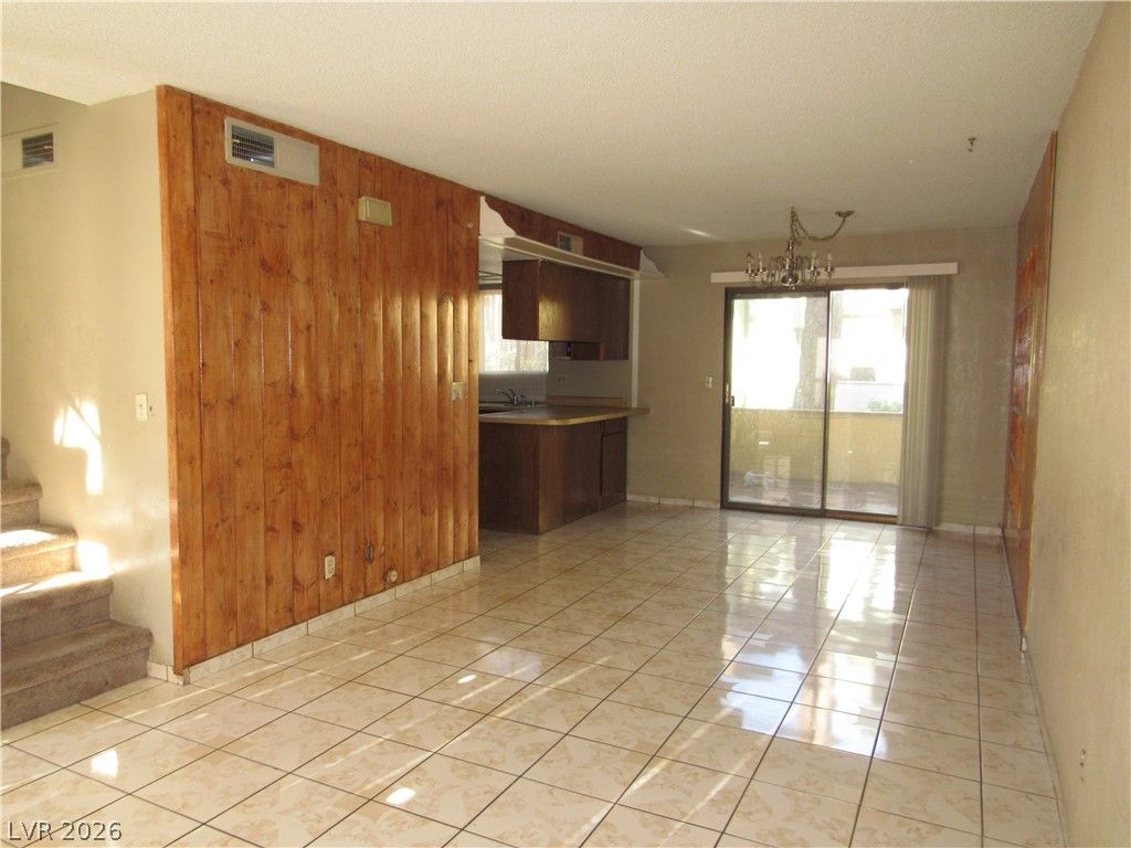 120 Bel Port Drive 121 — photo 3