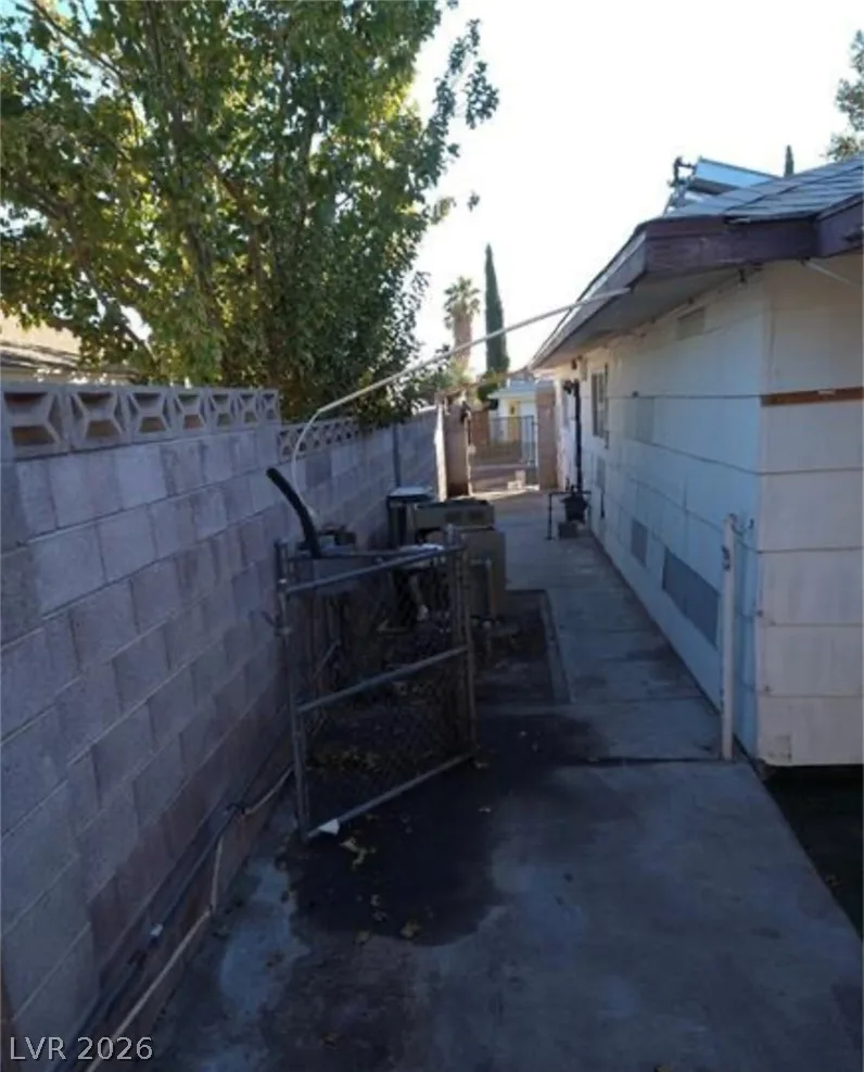 Photo 24