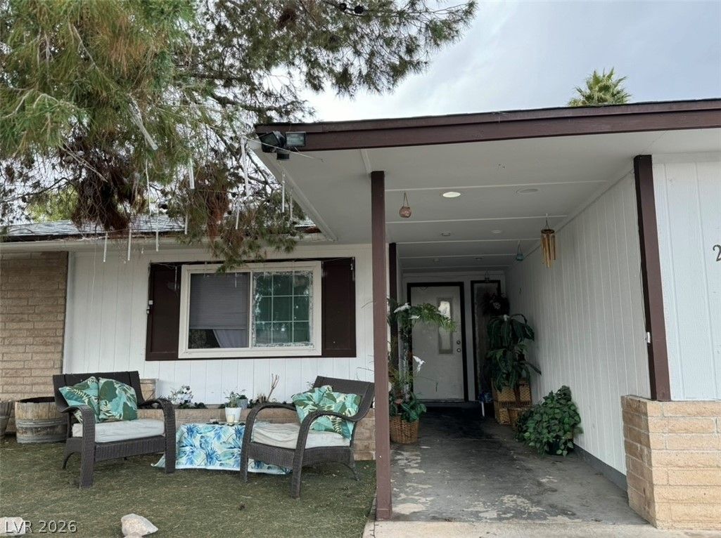 212 Bradshaw Way — photo 4
