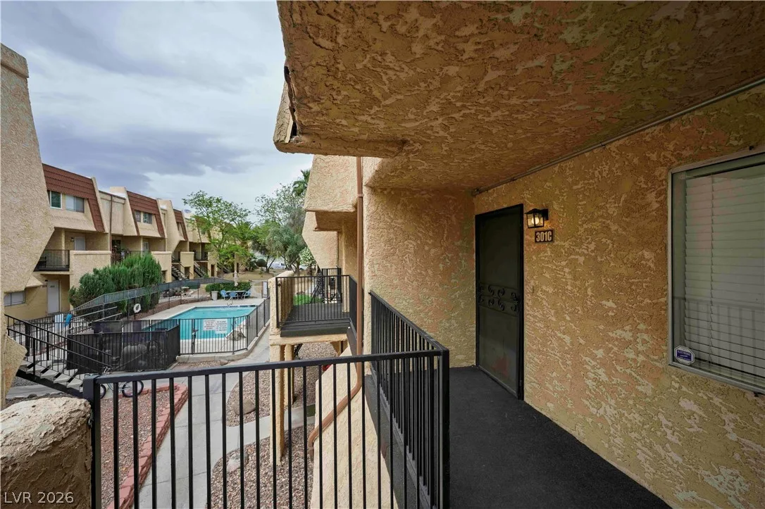 1303 Darlene Way 301C — photo 3