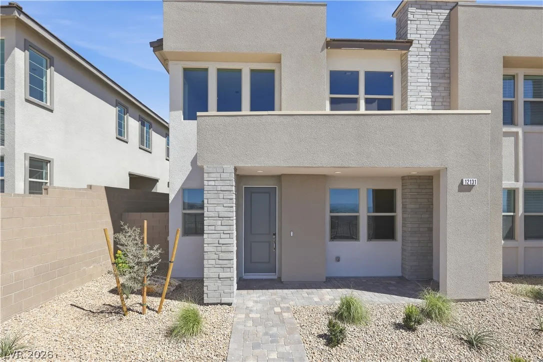 12131 Red Iris Ave — photo 2
