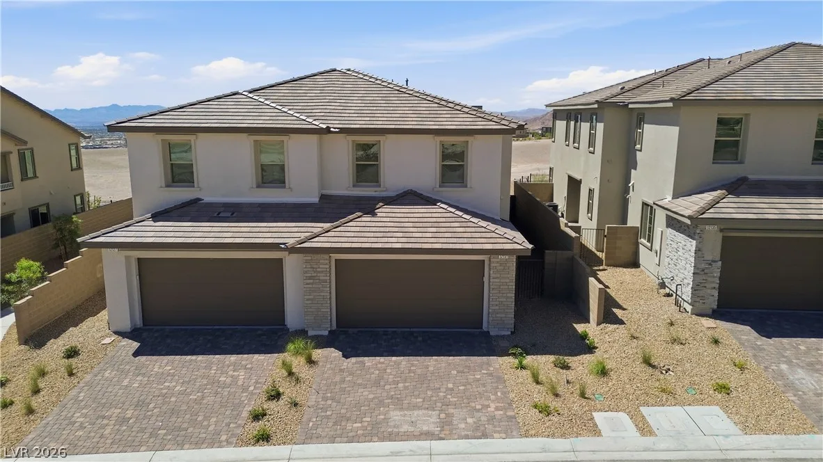 12131 Red Iris Ave — photo 4