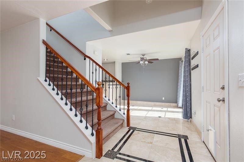 924 Angel Star Lane — photo 2