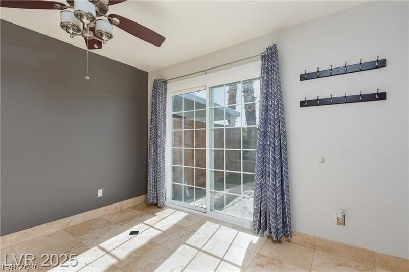 924 Angel Star Lane — photo 3