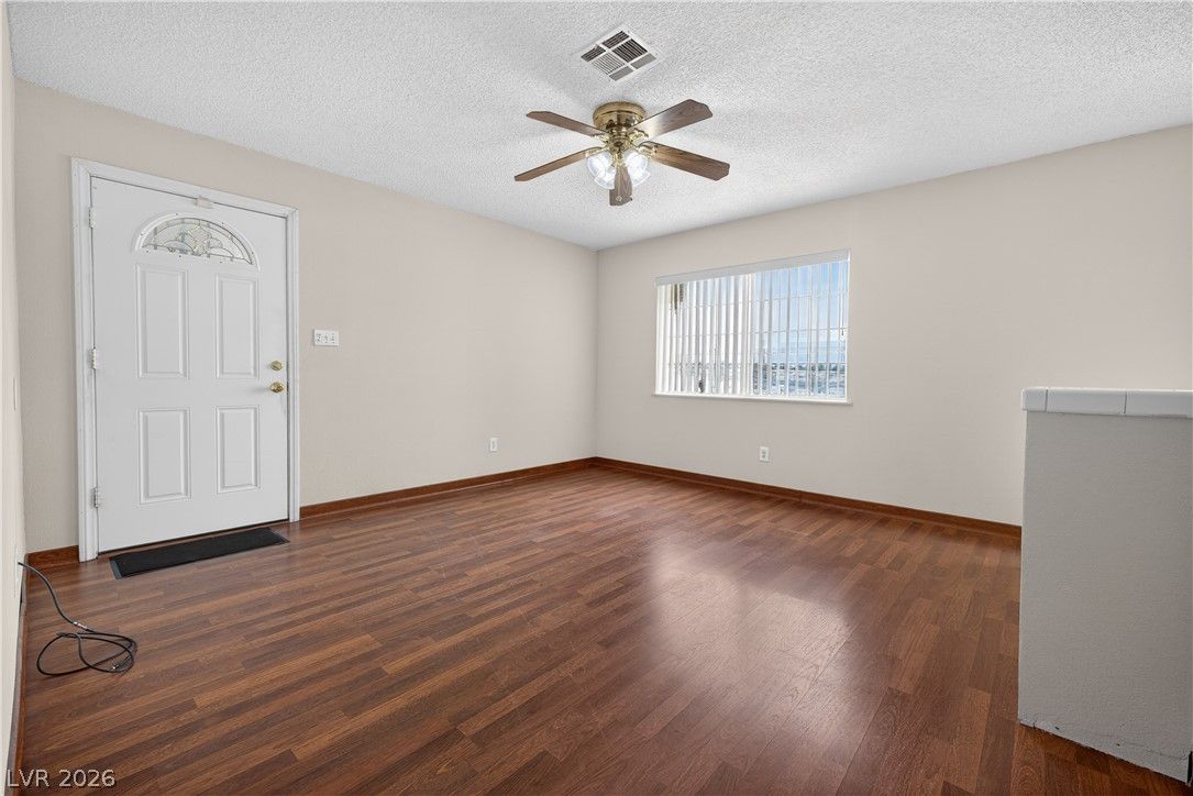 1717 West Cartier Avenue — photo 5