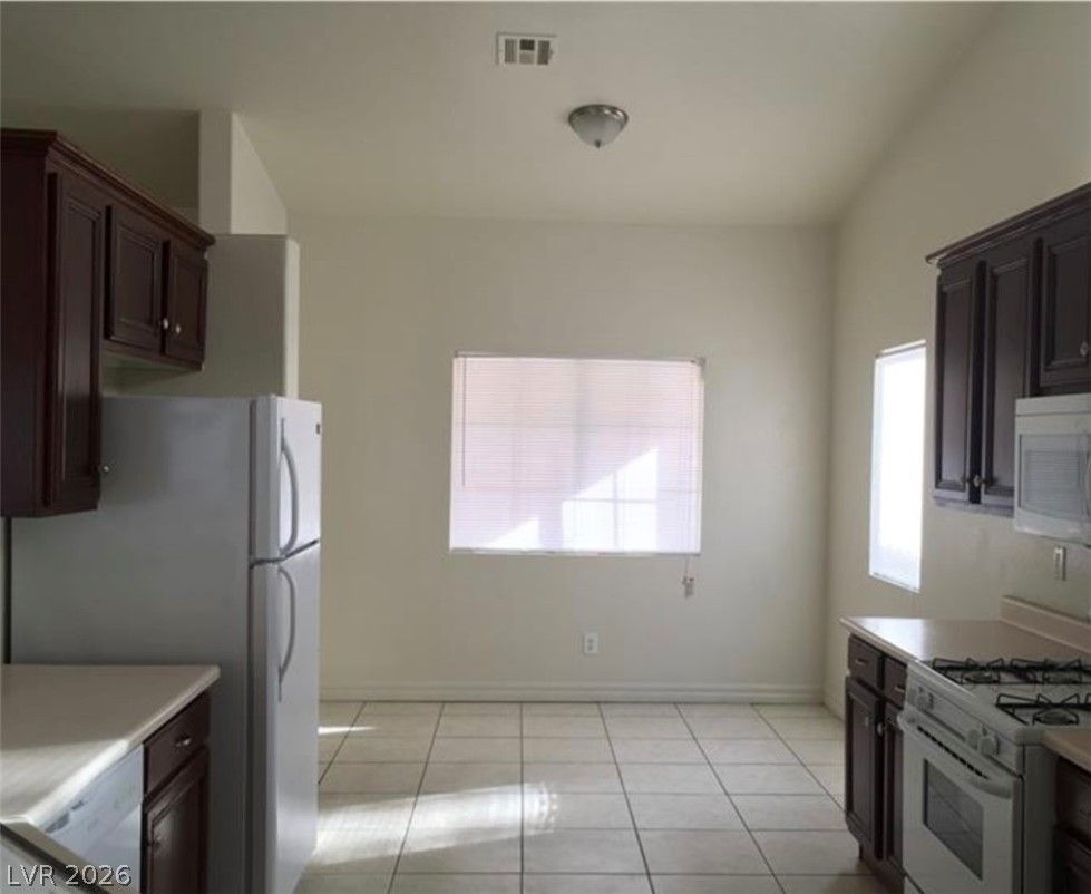 6119 Magic Mesa Street — photo 3