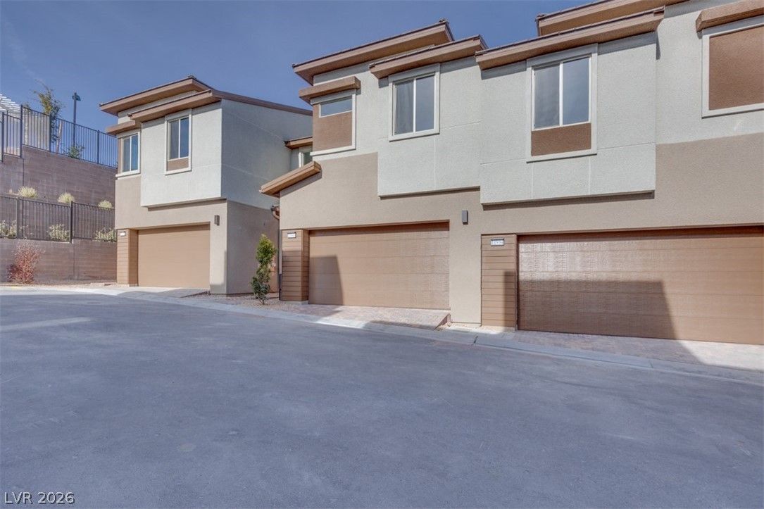 11940 Glide Reflection Avenue — photo 3