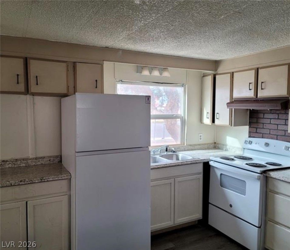 1121 Pawnee Lane — photo 4
