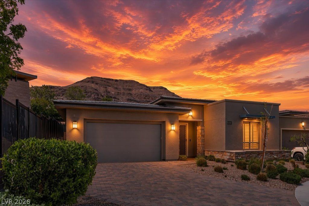 6649 Ruby Desert Court — photo 2