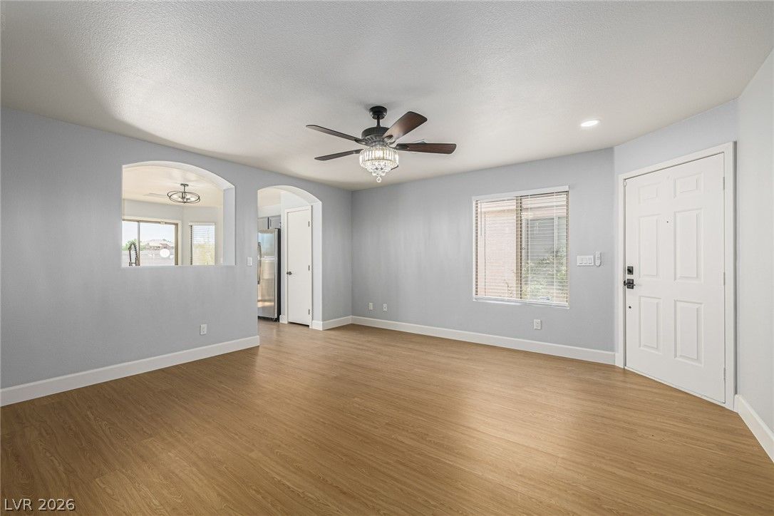 1043 Silver Creek Avenue — photo 5 of 27