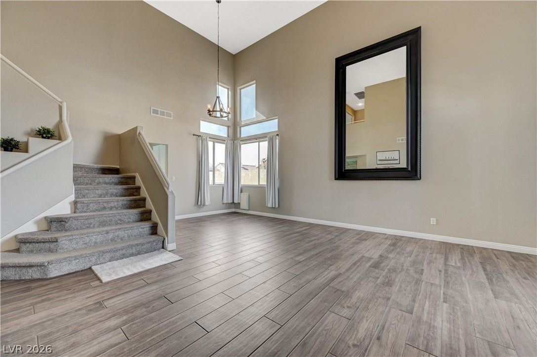 537 Viva Serenade Way — photo 4