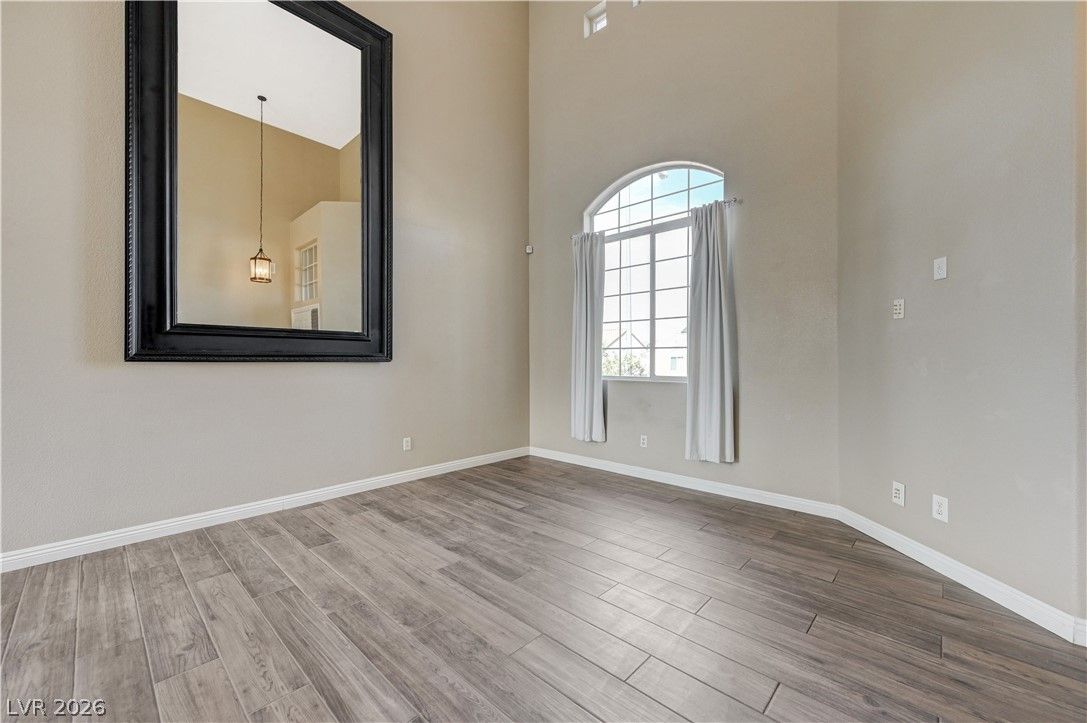 537 Viva Serenade Way — photo 5