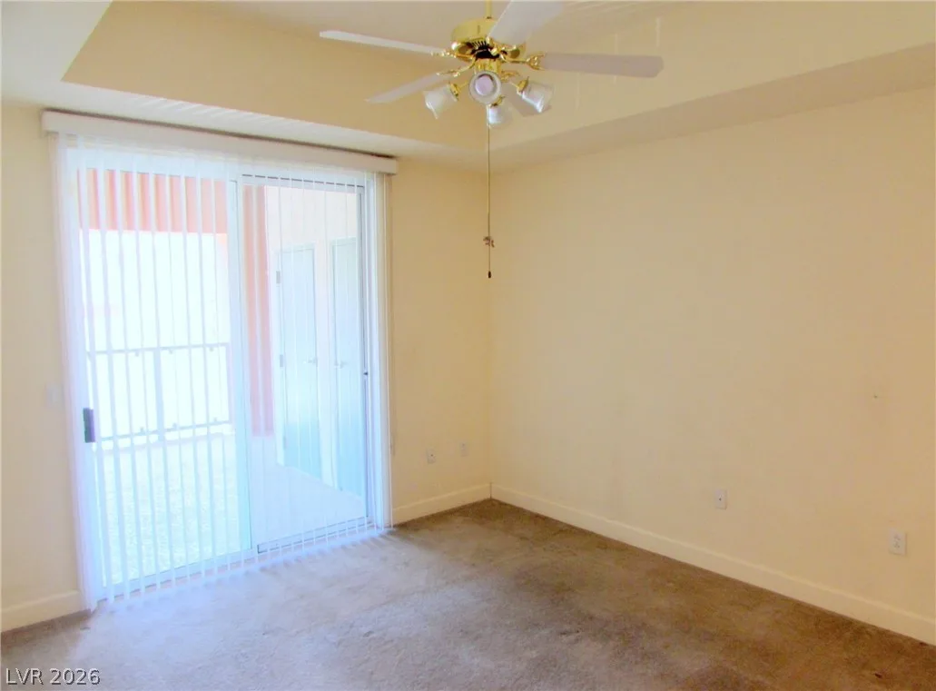 83 East Agate Avenue 301 — photo 4
