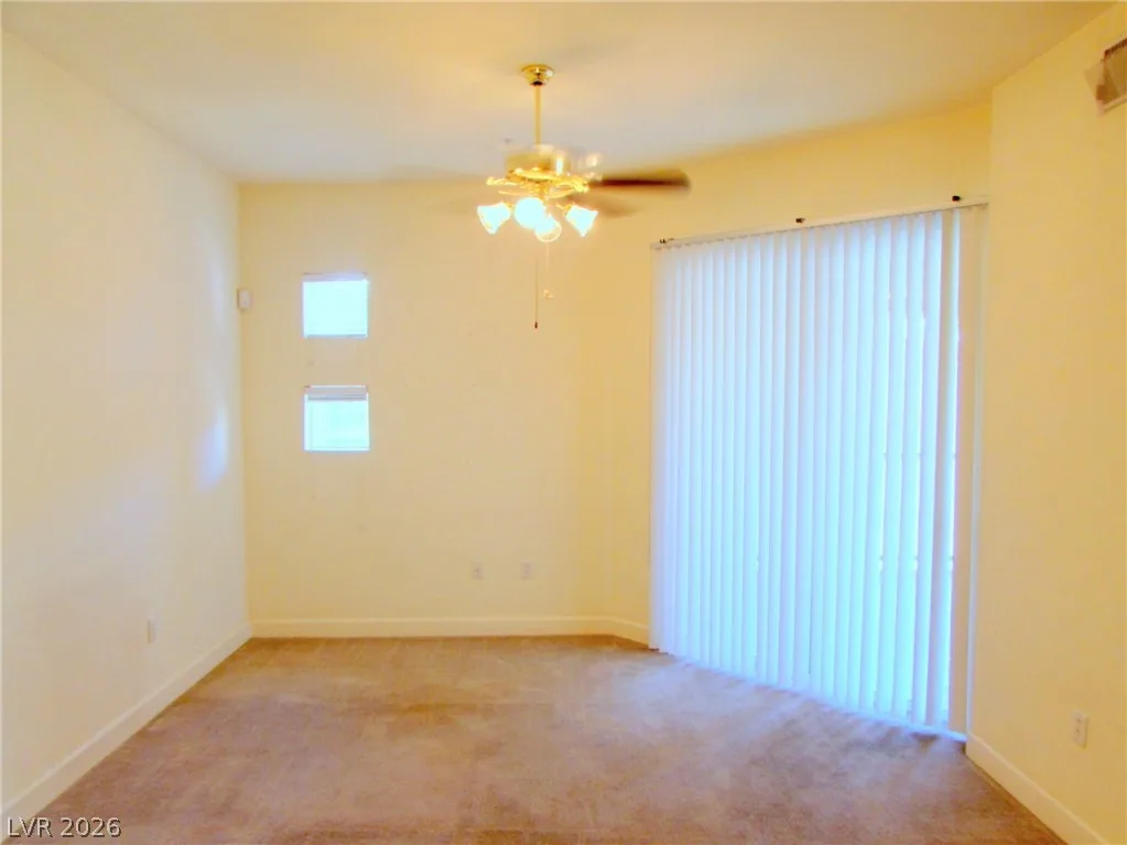 83 East Agate Avenue 301 — photo 5
