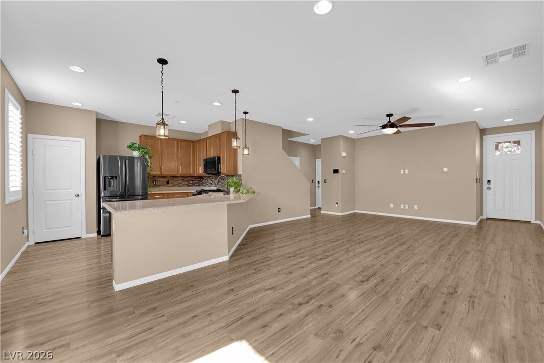 915 Harbor Avenue — photo 5