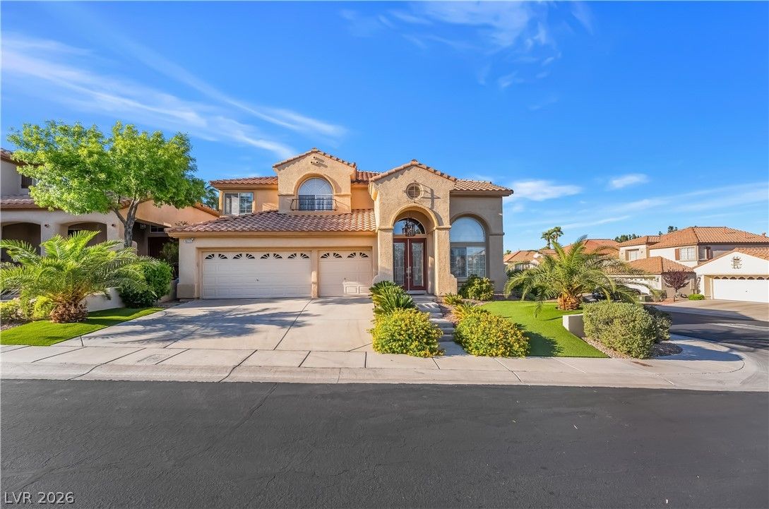 10220 Glen Ora Avenue — photo 2