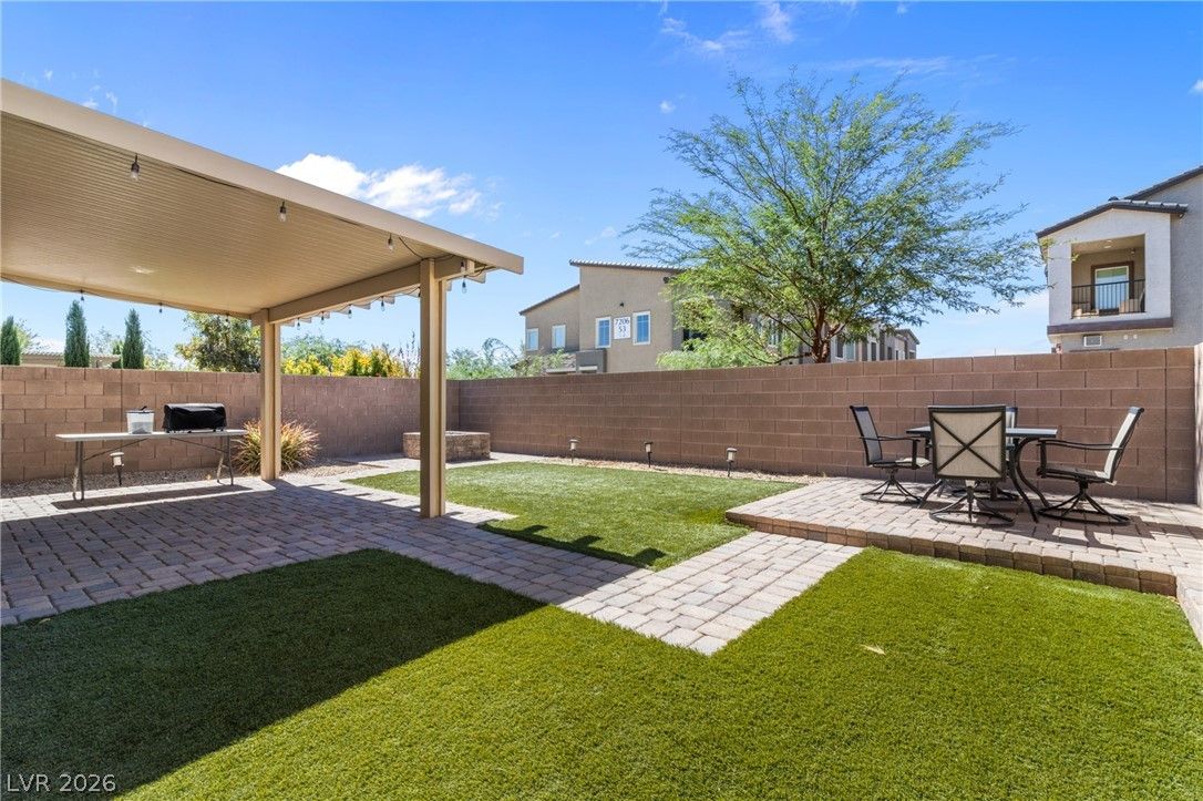 7215 Dazzle Point Street — photo 1