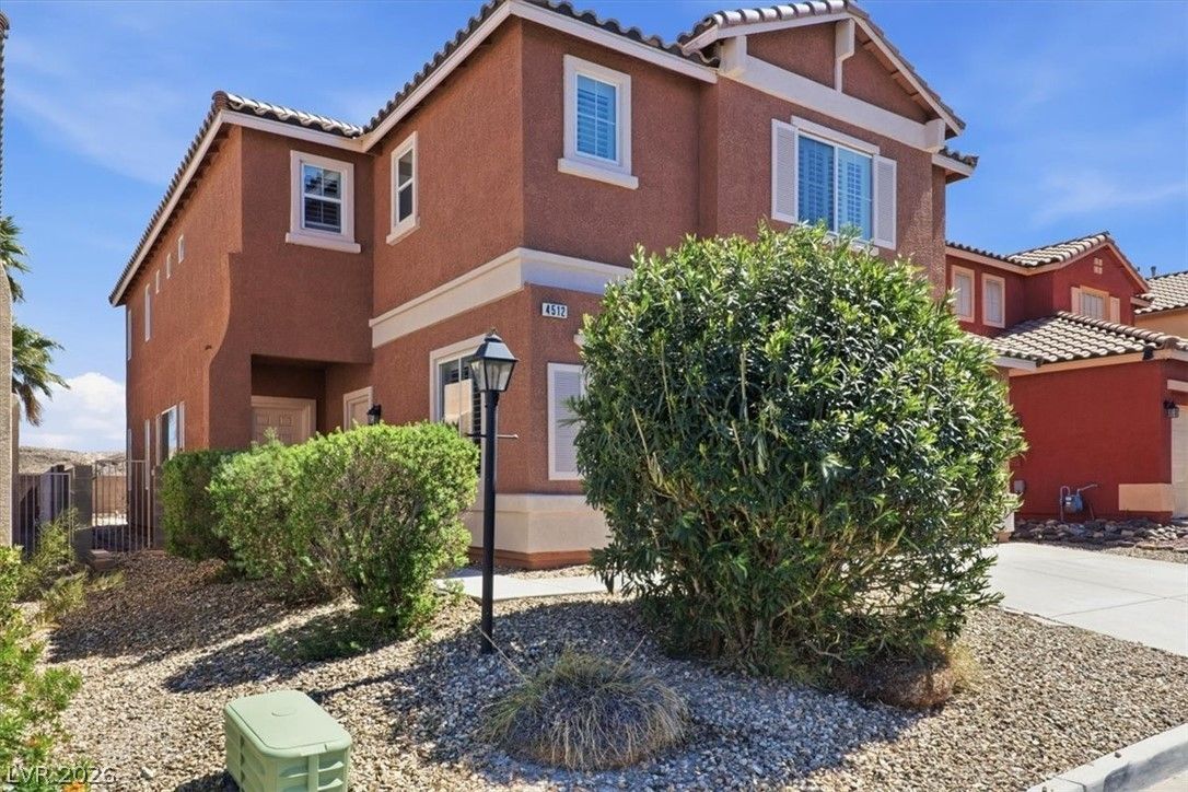 4512 Yellow Harbor Street — photo 2