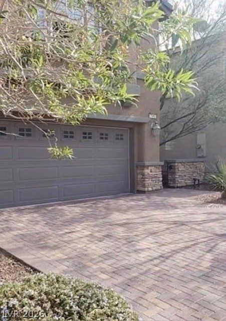 7342 Tanglewood Park Street — photo 2 of 21