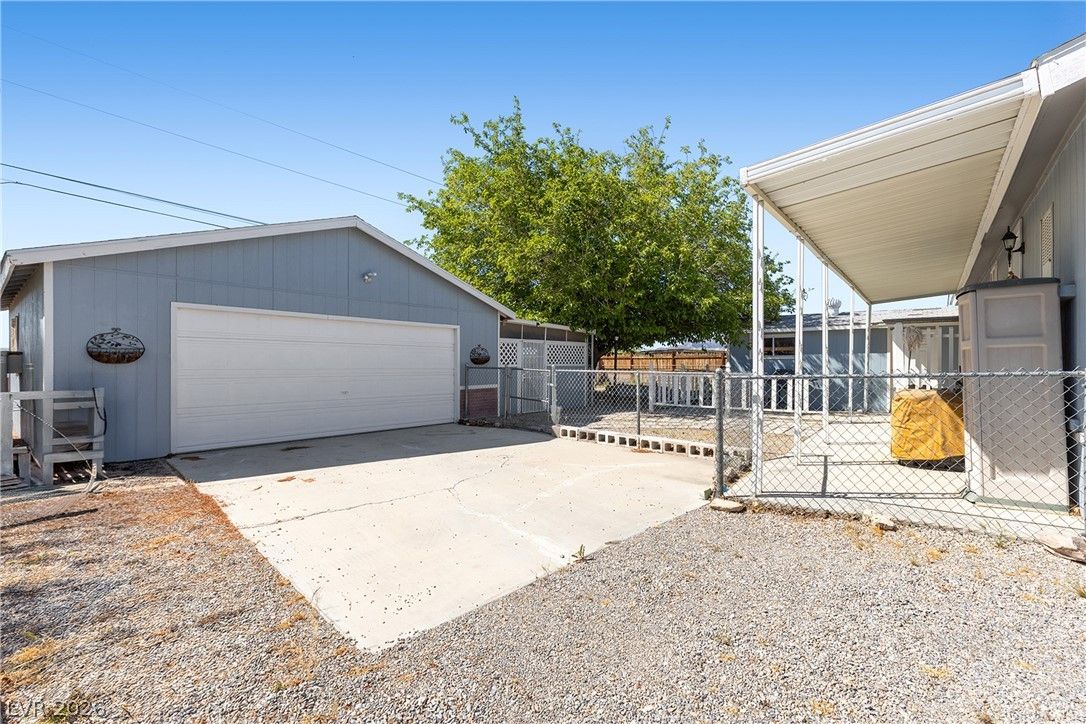 1190 South Bunch Street — photo 4