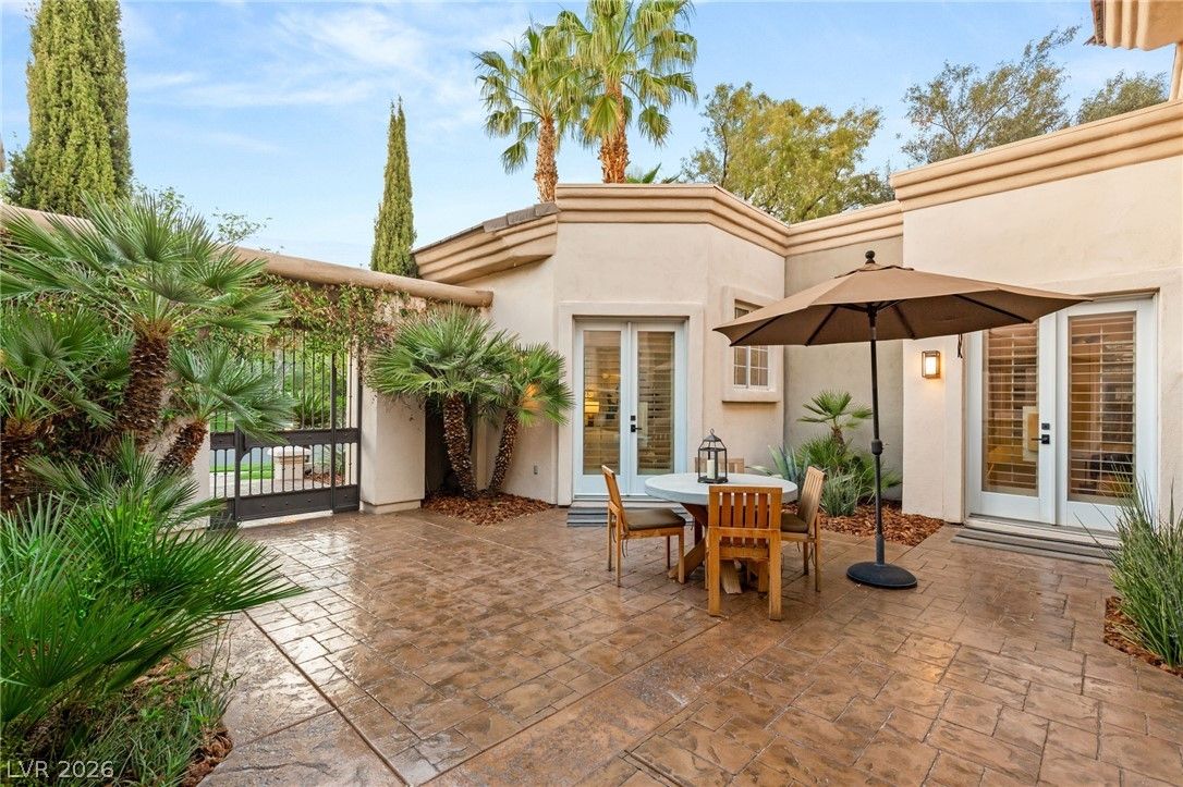 640 Canyon Greens Drive — photo 5