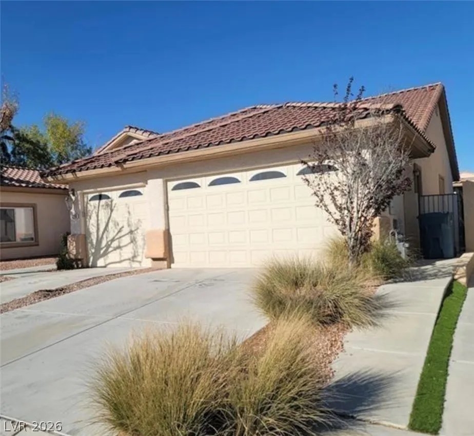 5718 San Florentine Avenue — photo 2