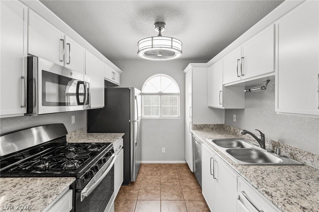 6812 Elm Creek Drive 201 — photo 3
