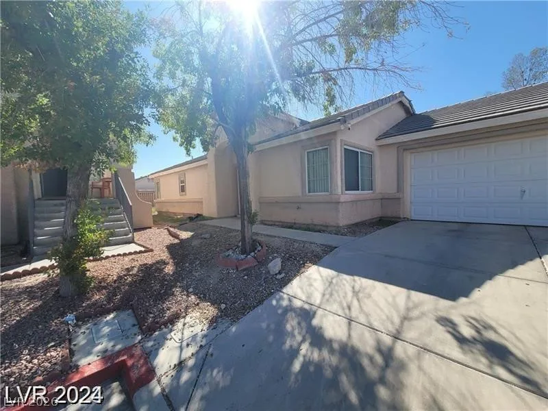 5316 Clover Blossom Court — photo 2