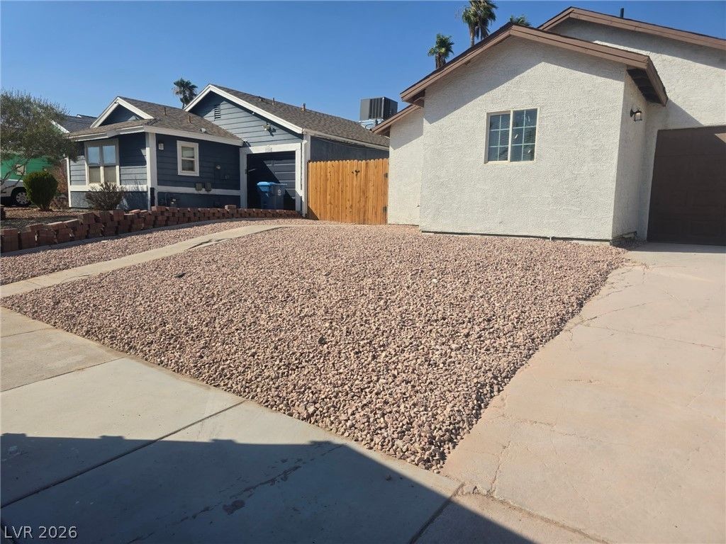 7324 Empress Drive — photo 2