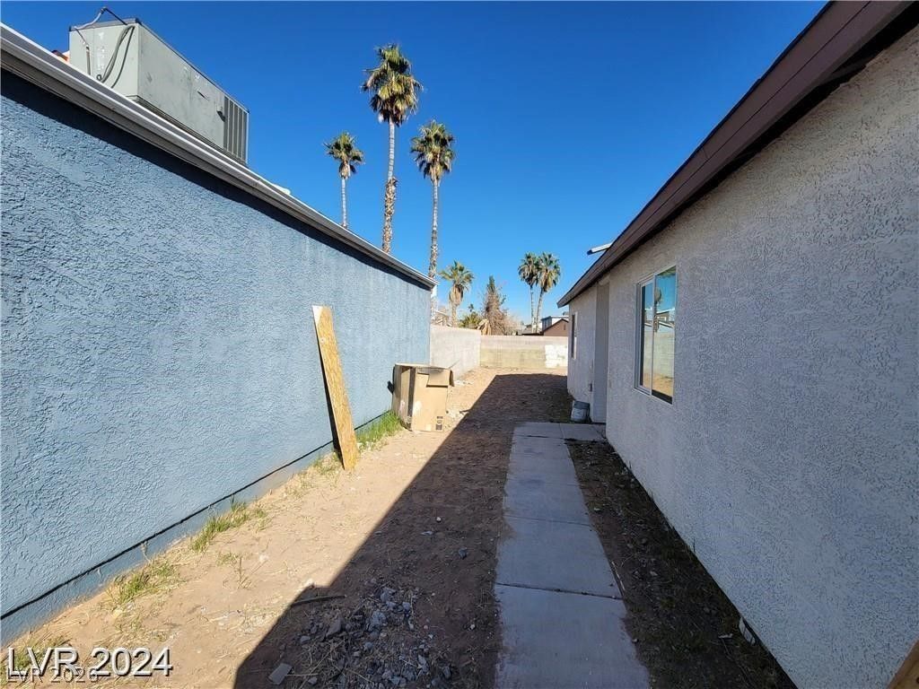 7324 Empress Drive — photo 4