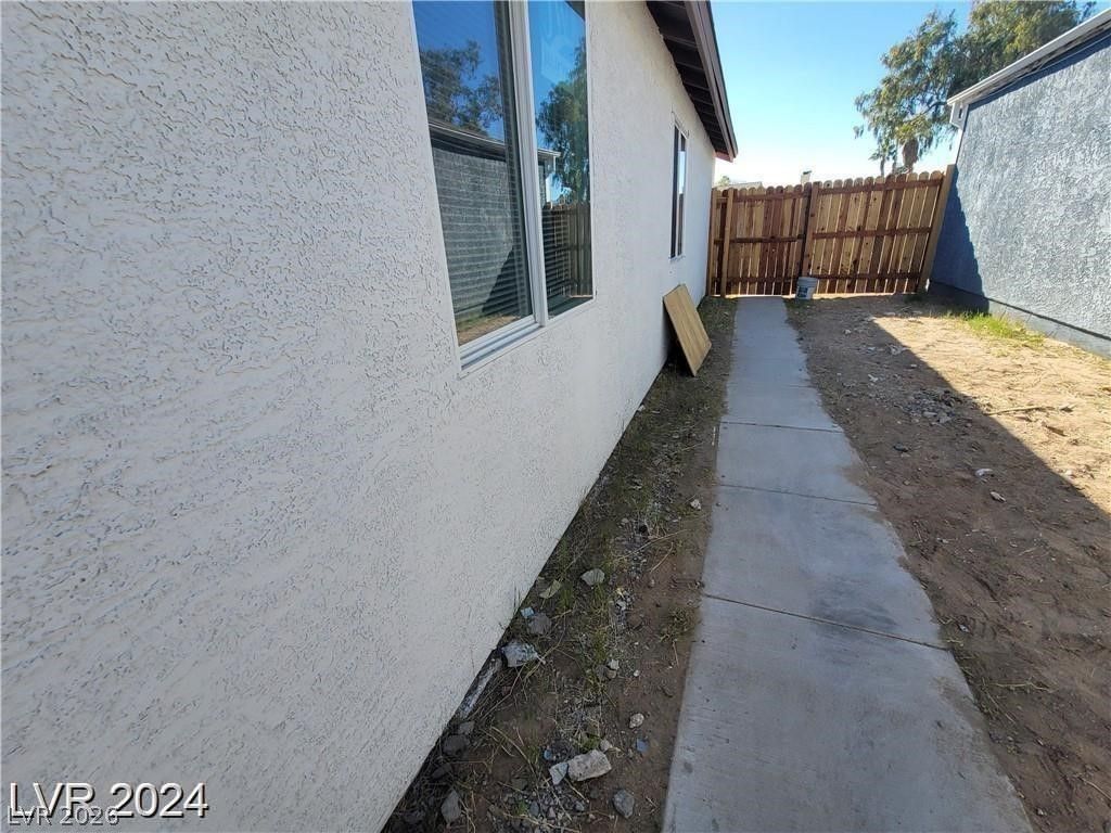 7324 Empress Drive — photo 5