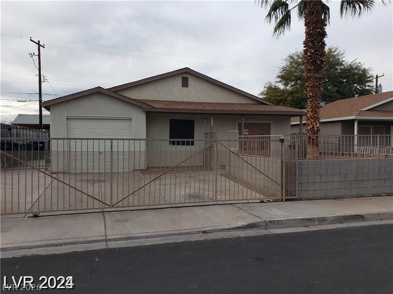 1929 Evelyn Avenue — photo 3 of 68